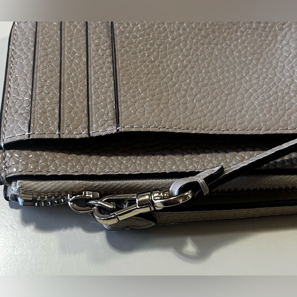 Kate Spade Colorblock Lena Pebbled Leather Wristlet Small CardHolder Cream Taupe - Picture 6 of 10